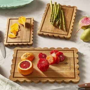 ❤️ 2025 The Pioneer Woman Scalloped Edge Acacia Wood Cutting Board 3 Piece Set